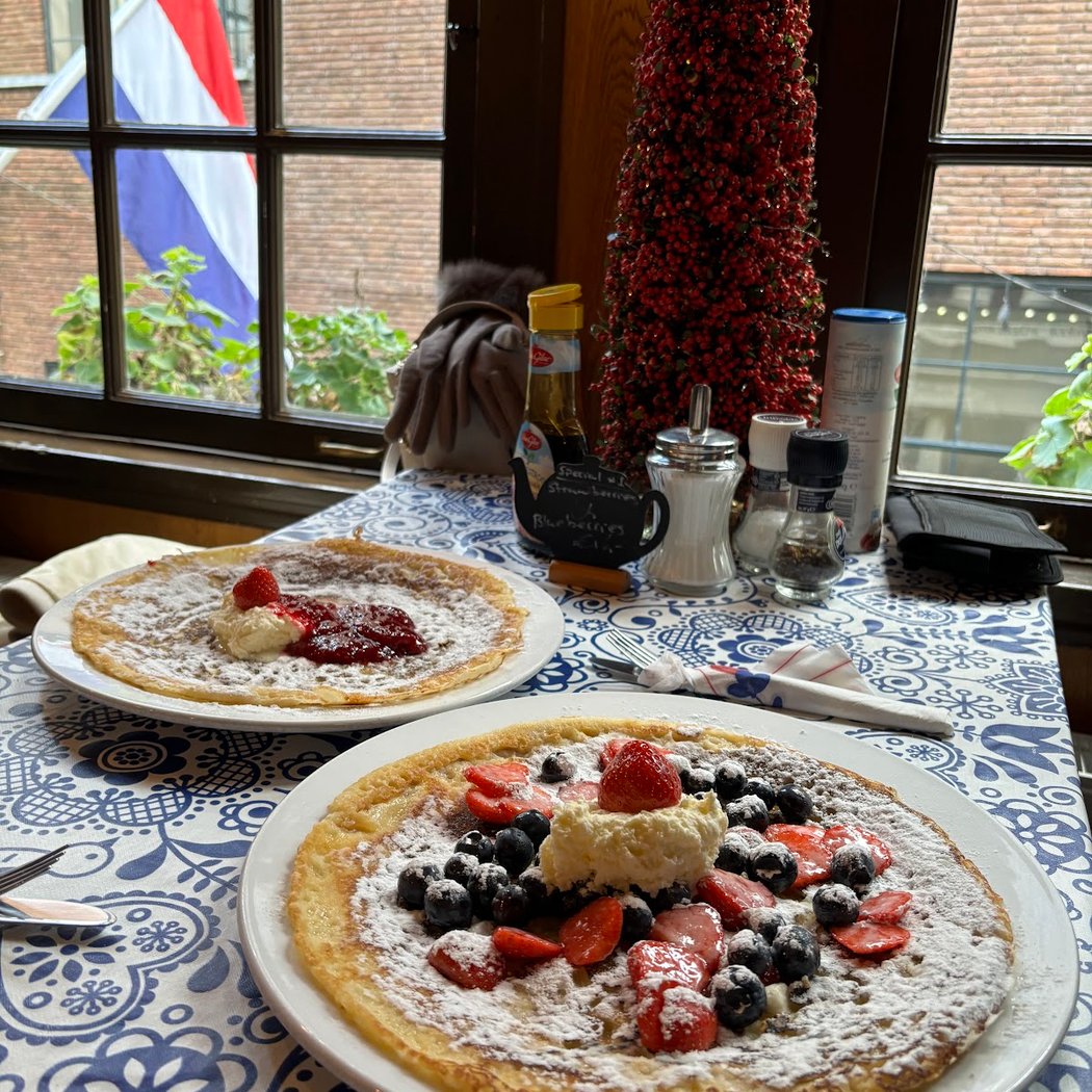 Pancakehouse Upstairs 3