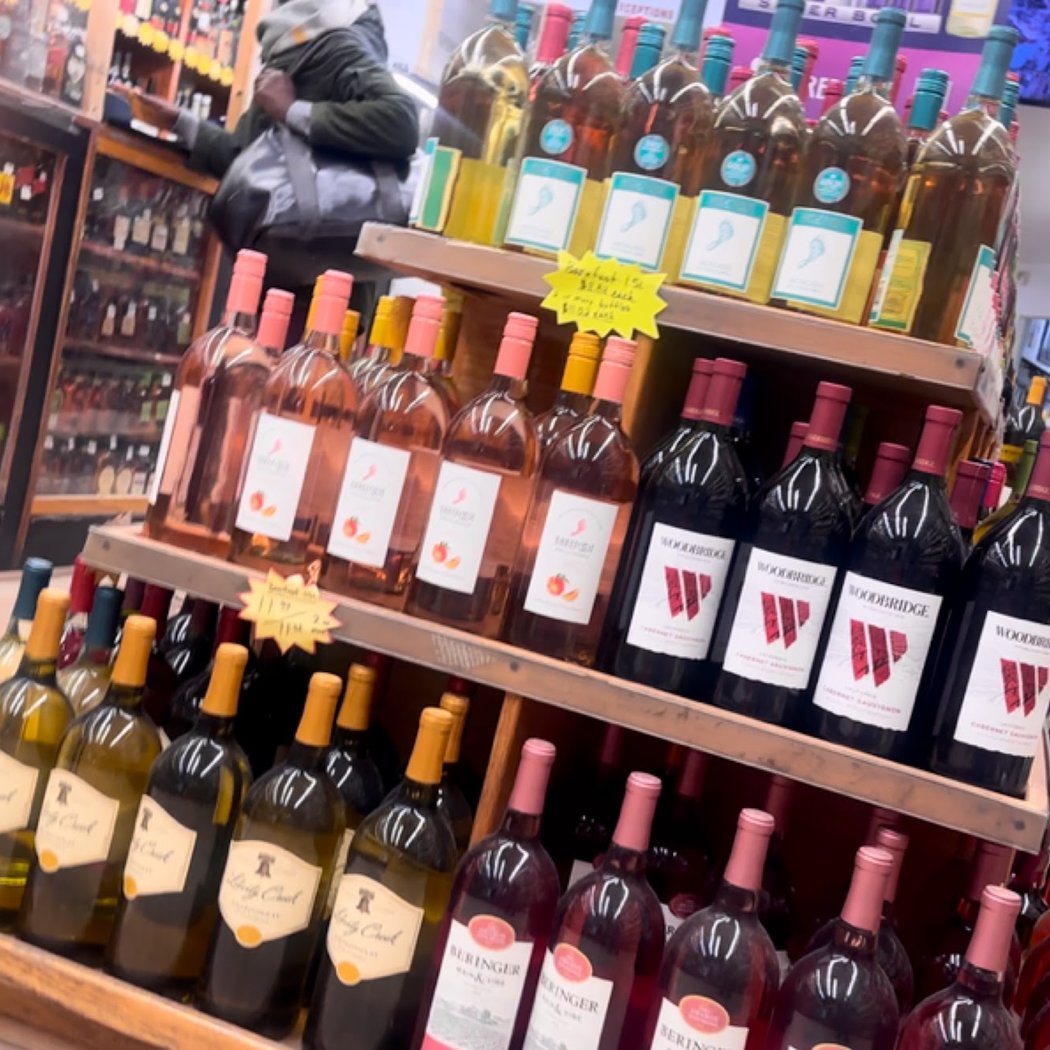 Heights Liquor & Wine 3