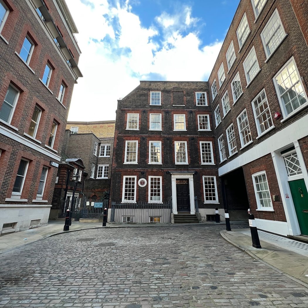 Dr Johnson's House 2