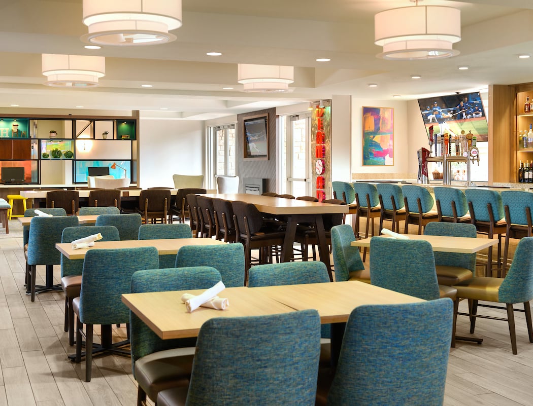 Diamonds Sports Bar & Grill 2