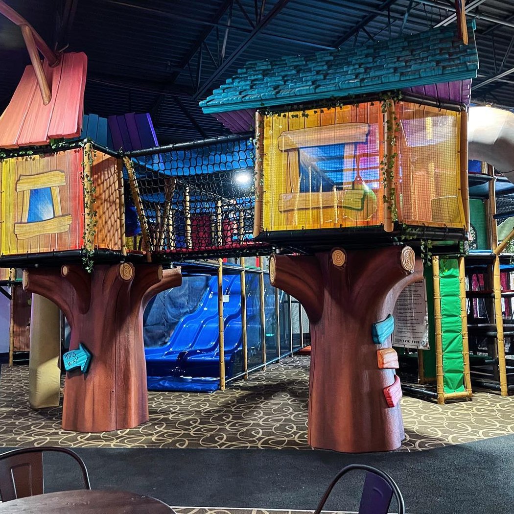 Mario Bros Level Up at Fairytale Fun Place 2