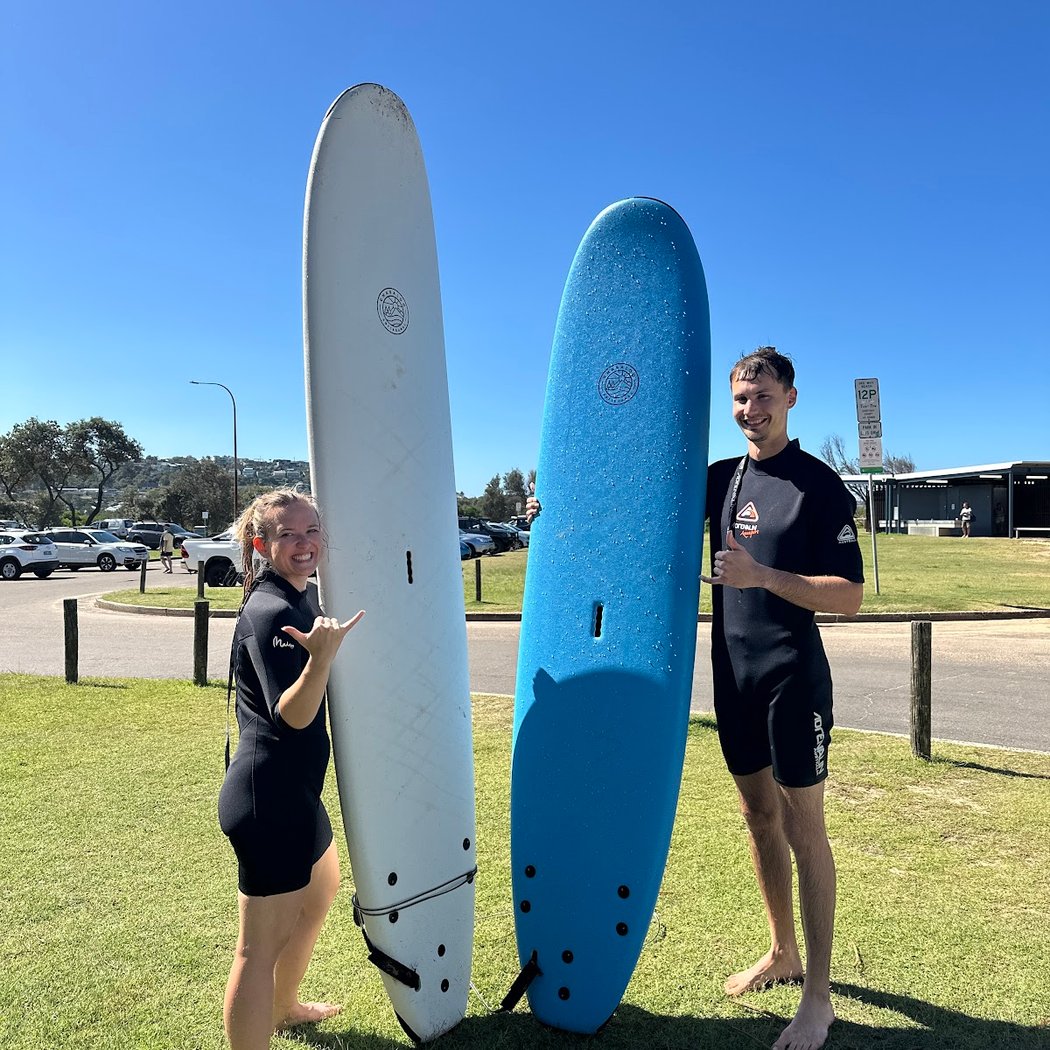 Weekend Group Surf Lessons at Dee Why Beach 2