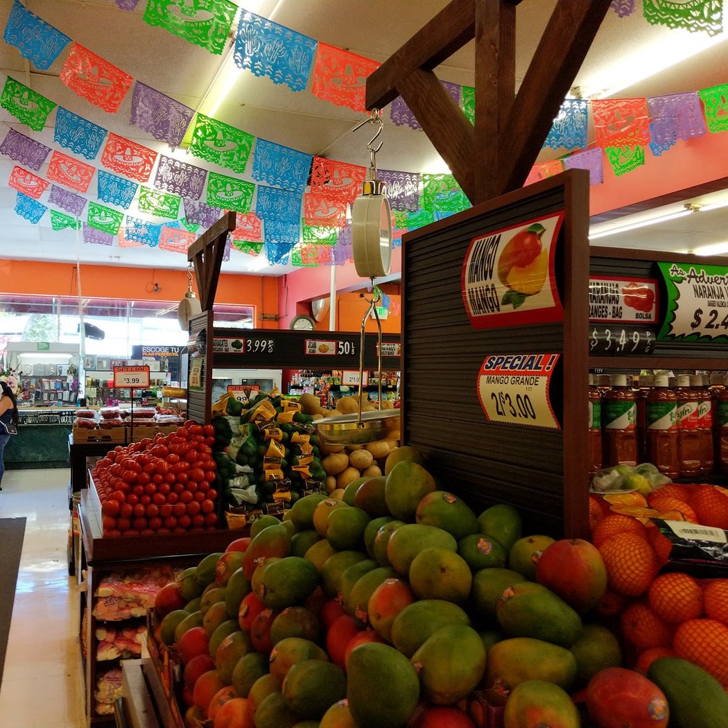 Arteaga's Food Center 1