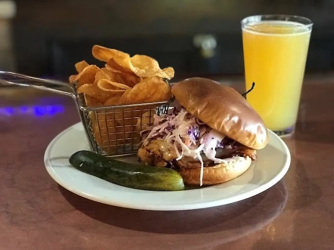 County Seat Restaurant & Lounge 1