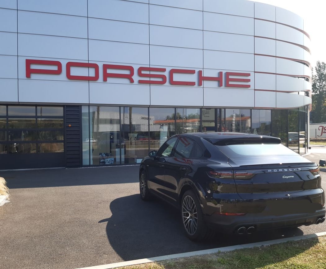Centre Porsche Bayonne 2