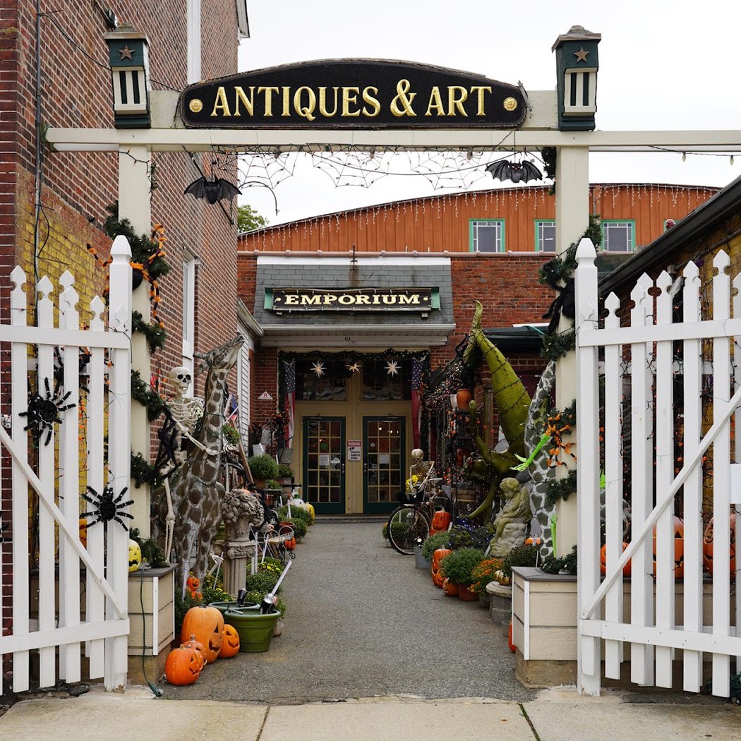 Historic Burlington Antiques Emporium 2