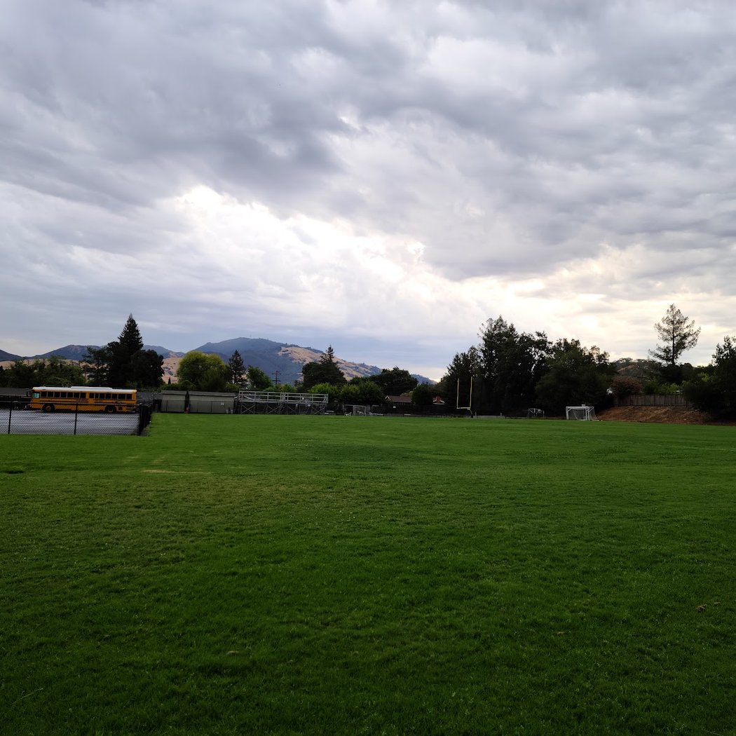 El Divisadero Field 4