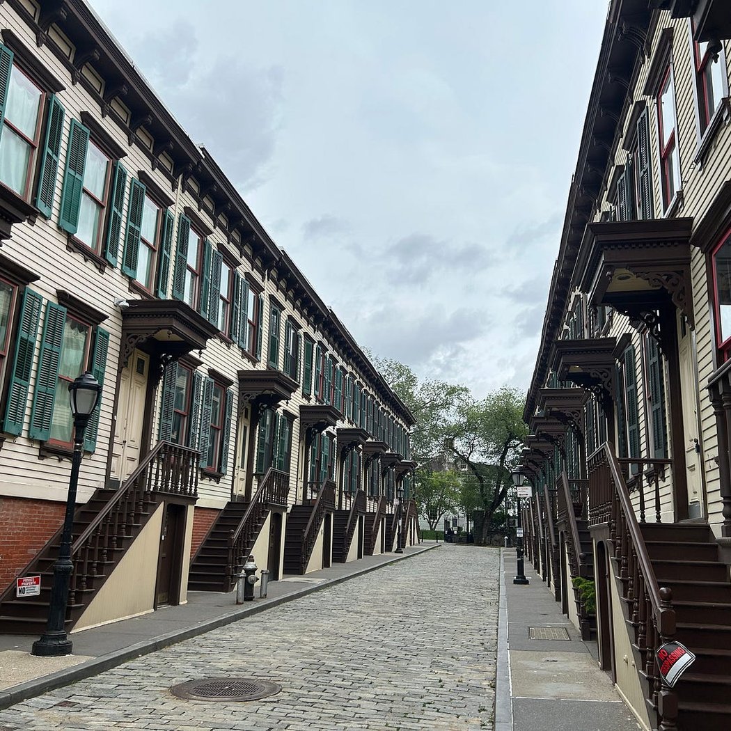 Sylvan Terrace 2