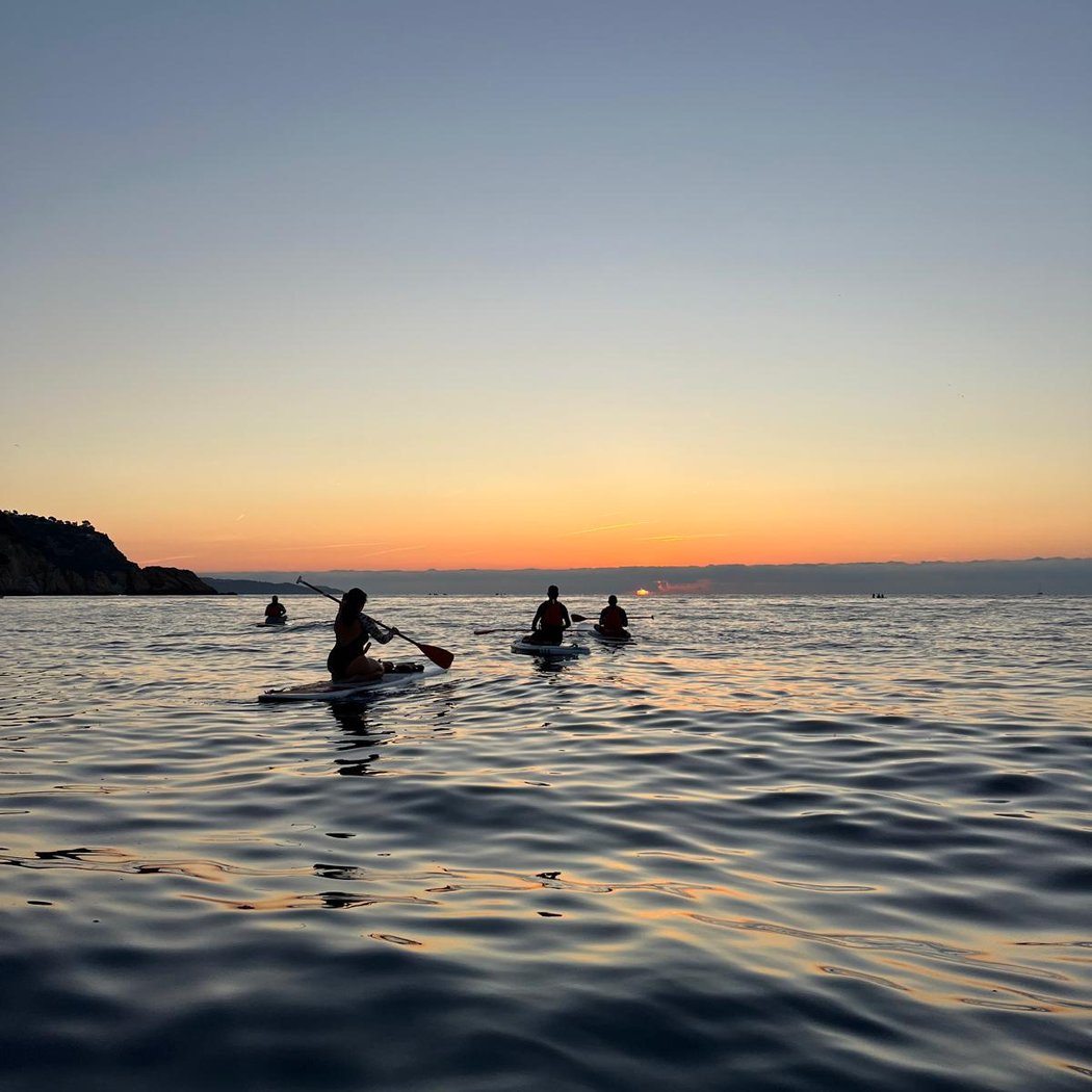 Guided Paddle Surf Route: Coves & Caves 3