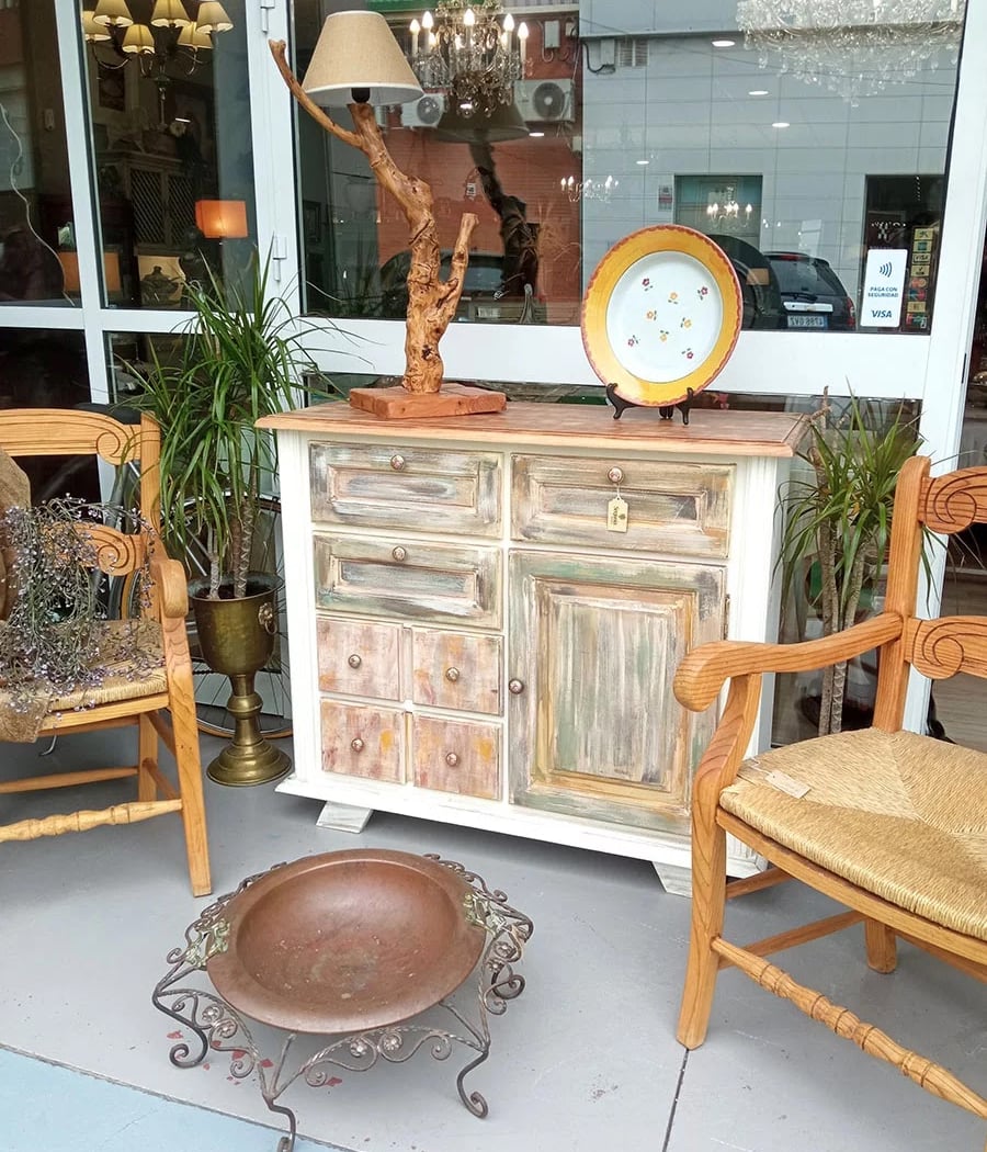 Sequoia Muebles Antigüedades 3