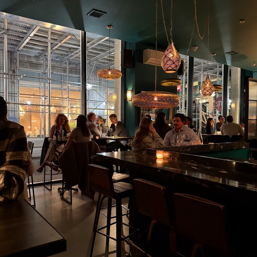 Zizi Wine Bar 2