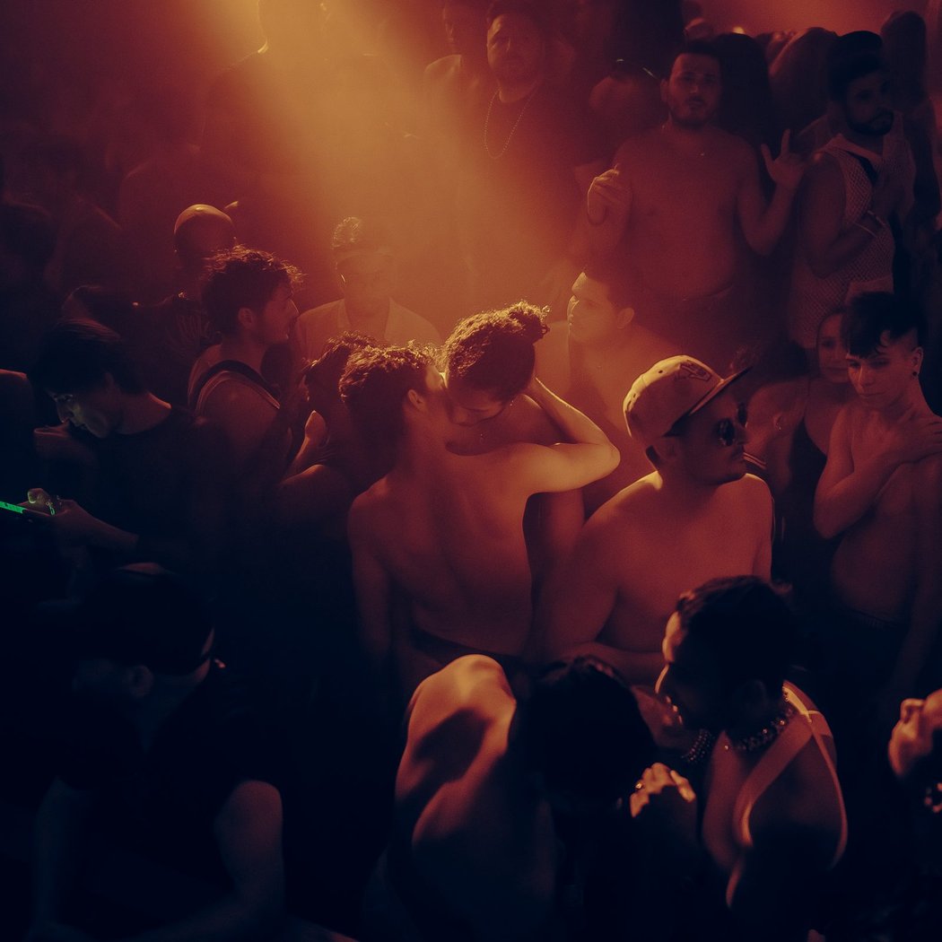 The Beat Goes On / Exposition 2