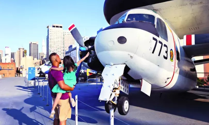 Intrepid Museum 3