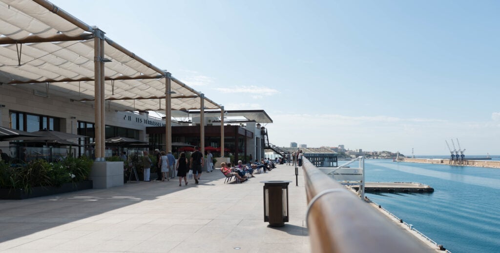 Les Terrasses du Port 3