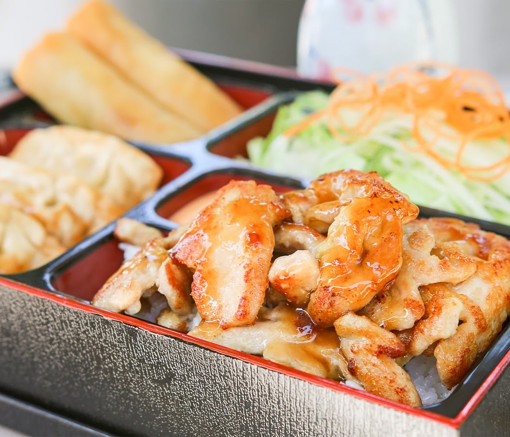 Teppanyaki One Teriyaki & Sushi 3
