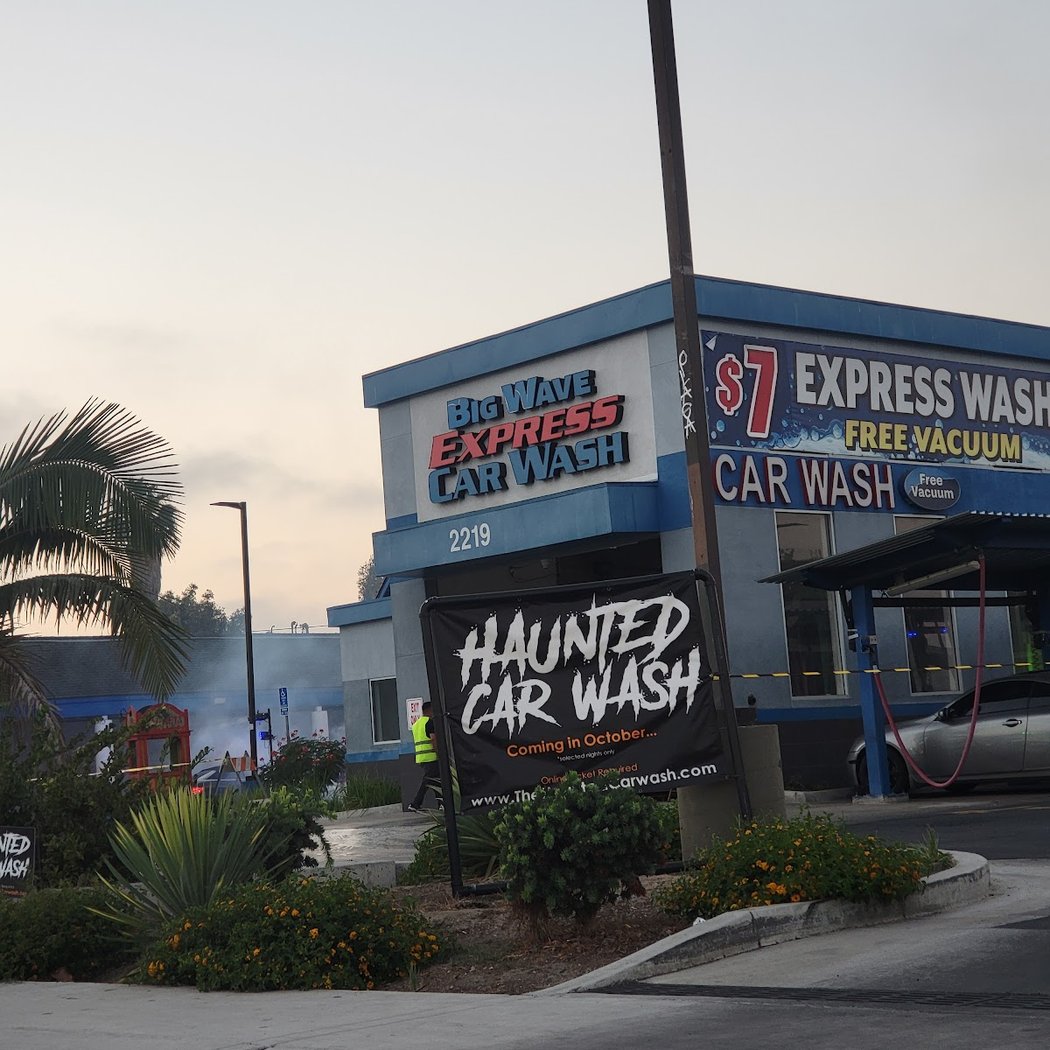 Haunted Car Wash 2