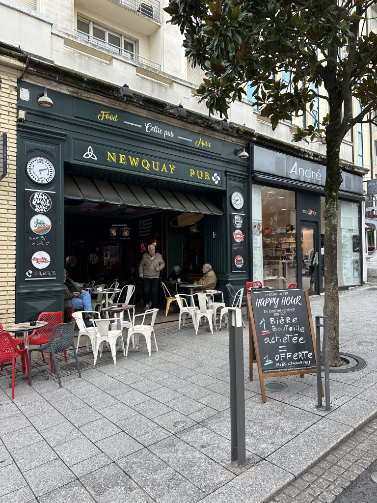 Newquay Pub Biarritz 2