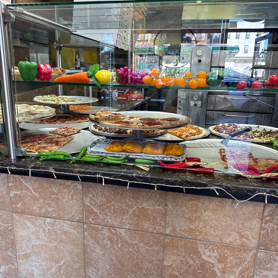 FiGo Pizza (Halal) 3