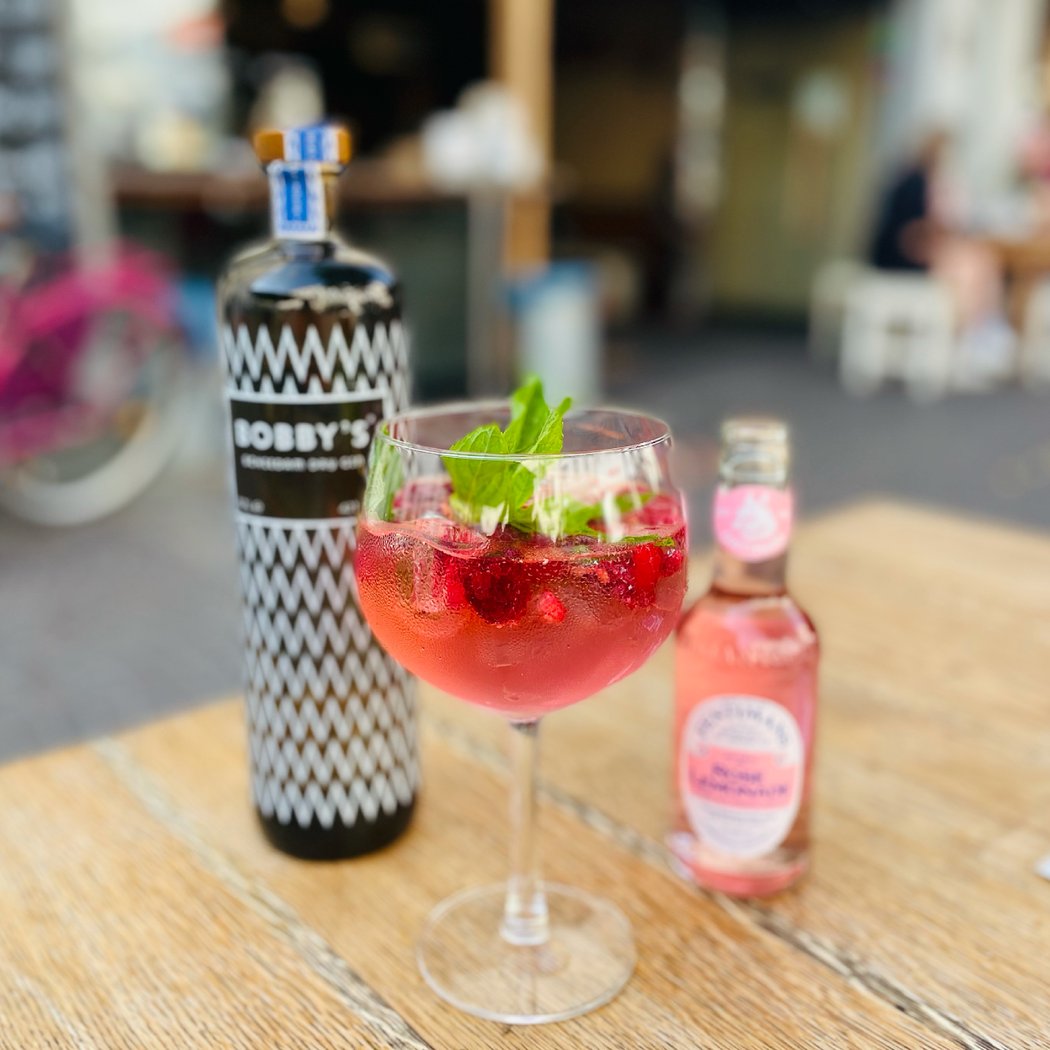 Kalinski Wurstwirtschaft & Gin Bar 3