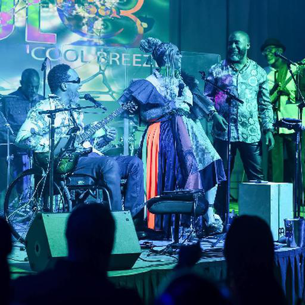 Cool Breeze Live at Katy Vibes 2