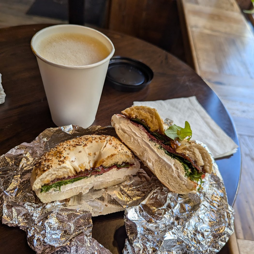 Familiars Bagels & Coffee 3