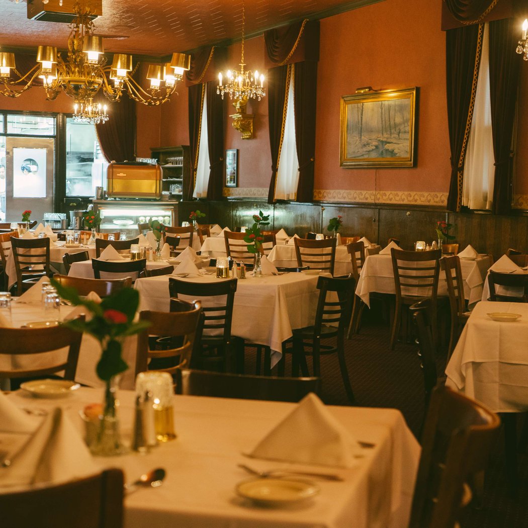 Bamonte's Restaurant 5