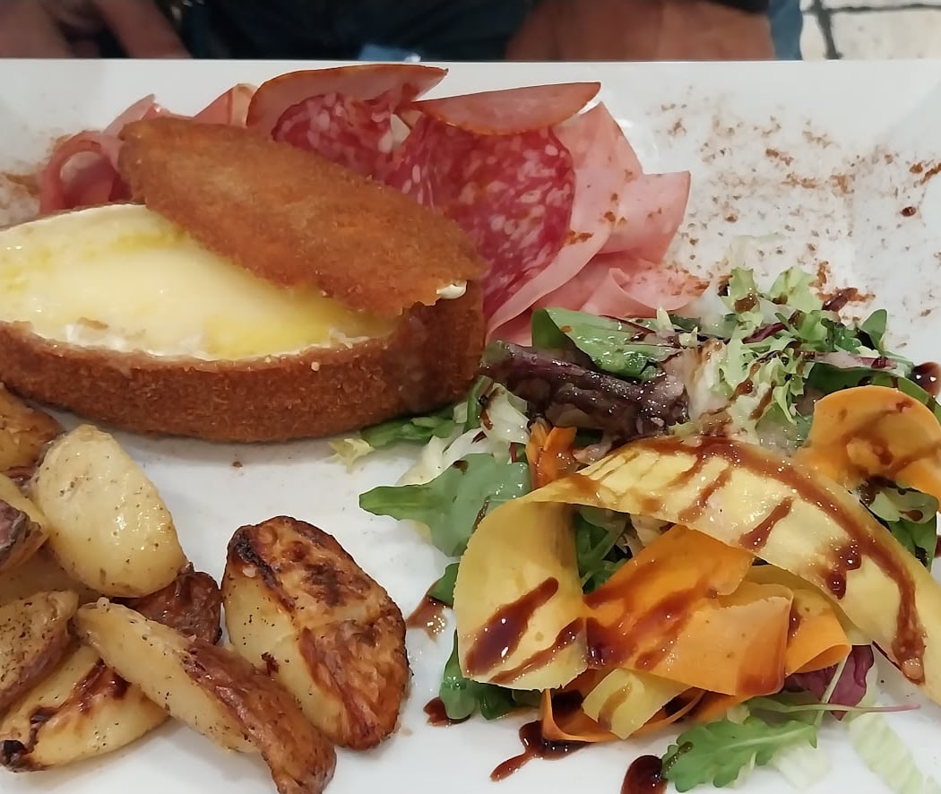 PMU Café Des Sports 3