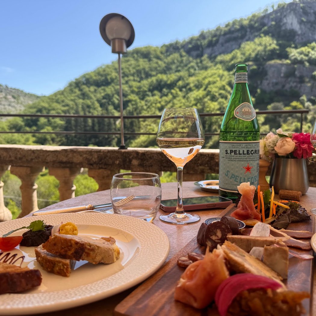 Beau Site - Restaurant Jehan le Valon 1