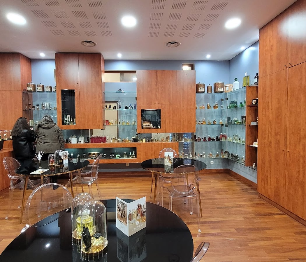 Osmotheque - International Archives of Perfumes 3