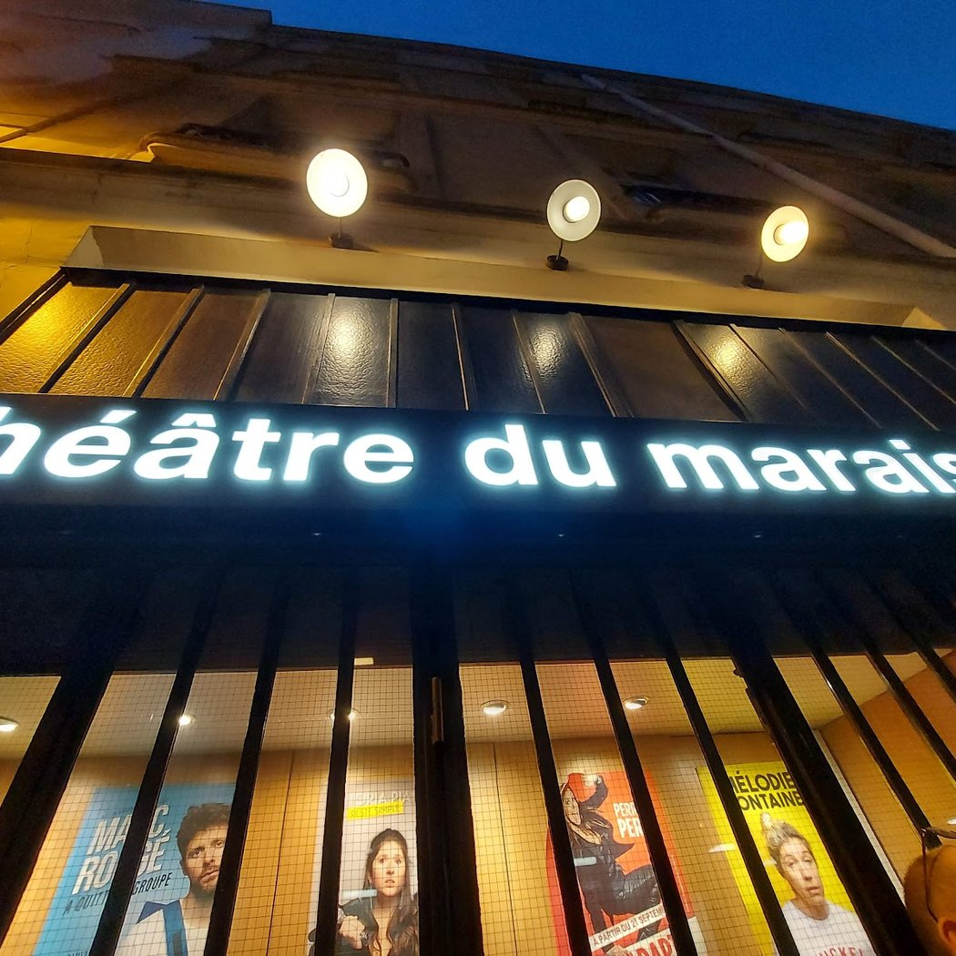 Femme de Mère en Fille Depuis que l'Homme est Homme 1
