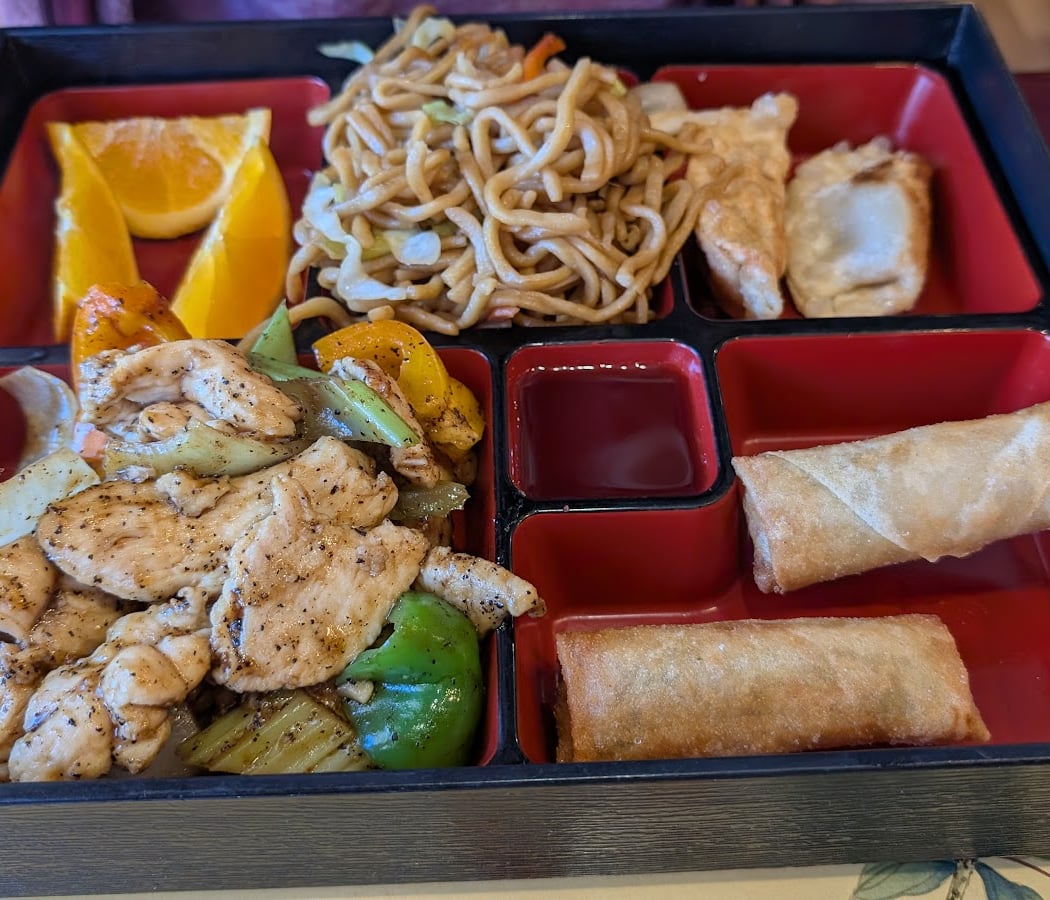 Ming's Restaurant 1