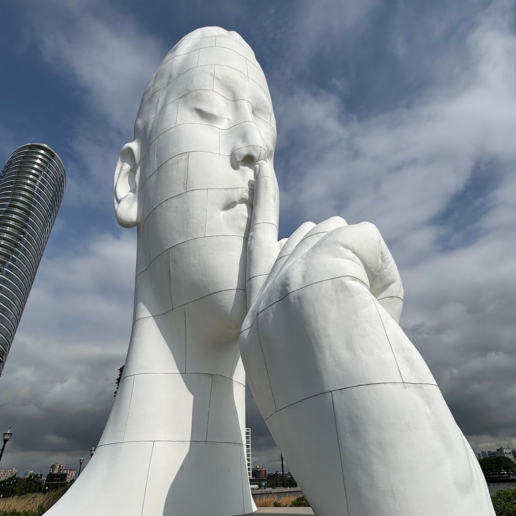 Water's Soul by Jaume Plensa 1