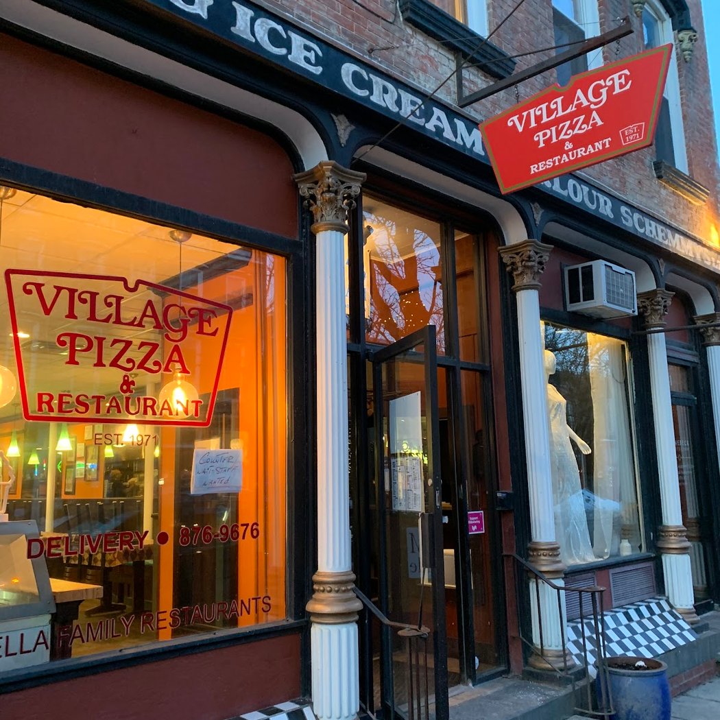 Rhinebeck Village Pizza & Restaurant 2