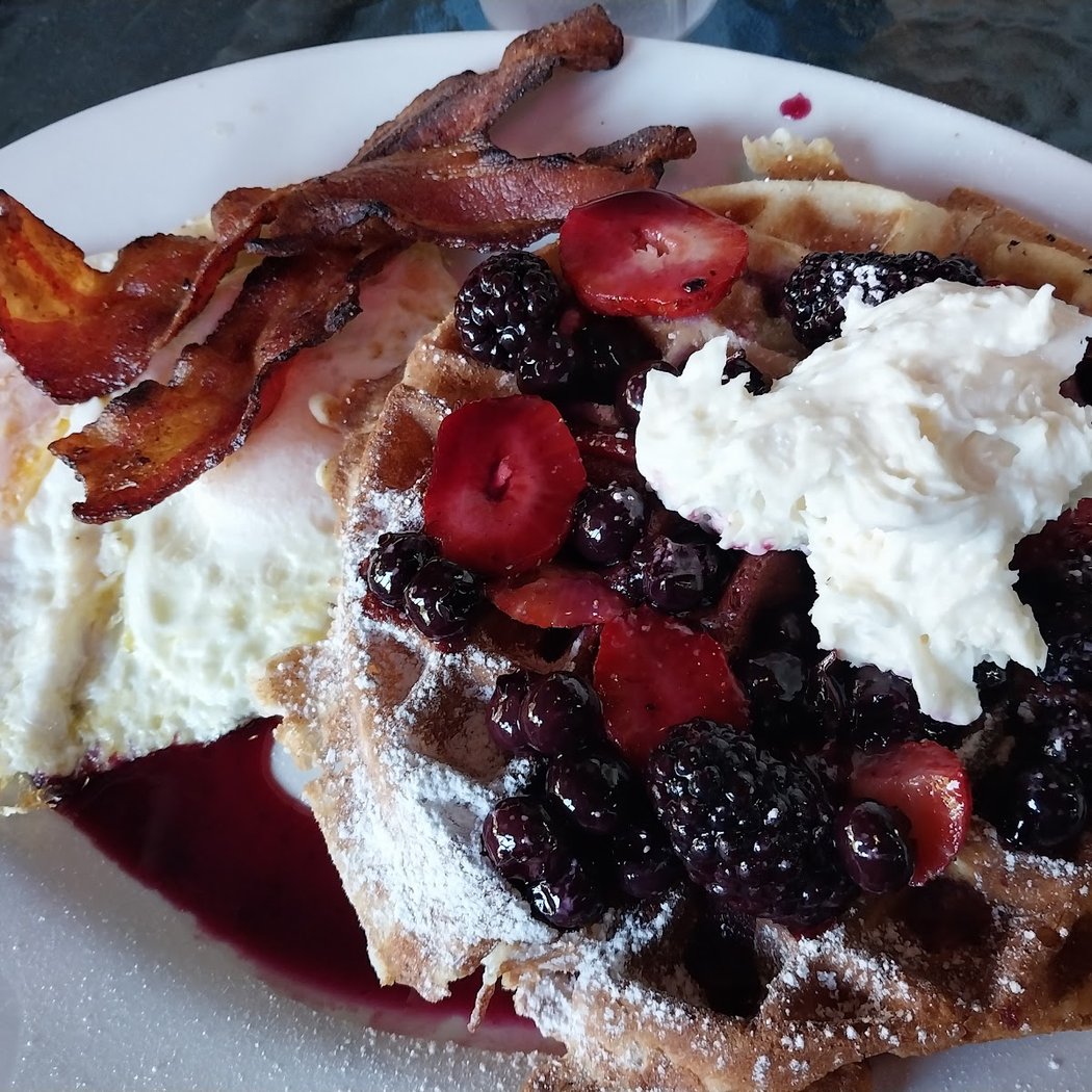 Ann's Sunshine Cafe 1
