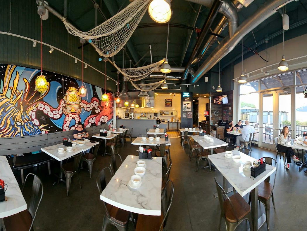 The Dive Oyster Bar 2