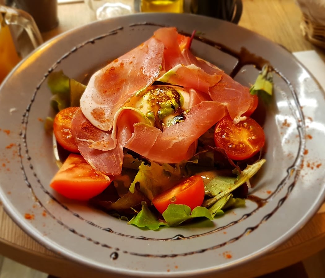 Le Notre Dame Café 3