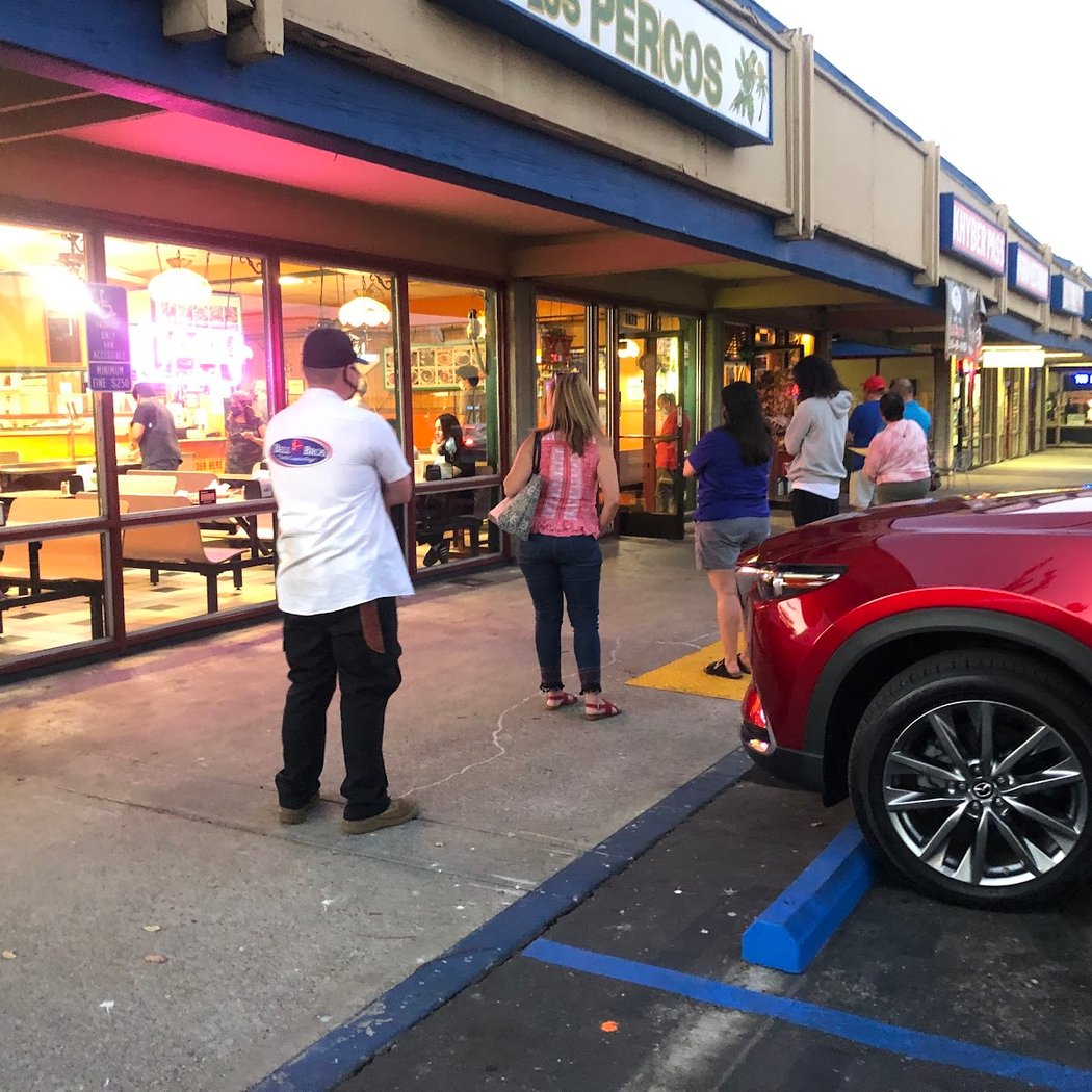 Taqueria Los Pericos 2