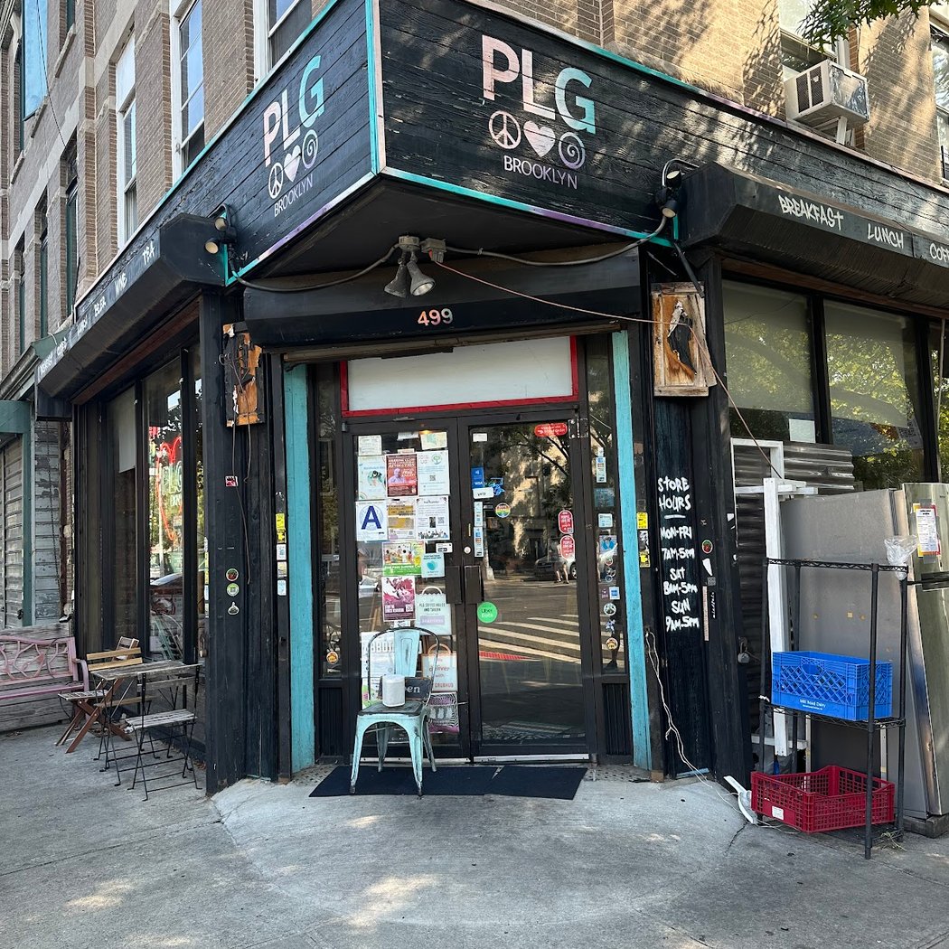 PLG Coffee House and Tavern 3