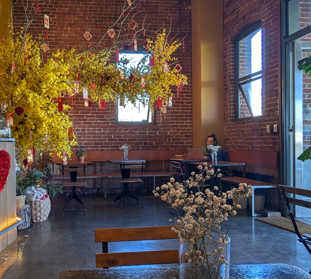 SAIGONESE CAFÉ 3