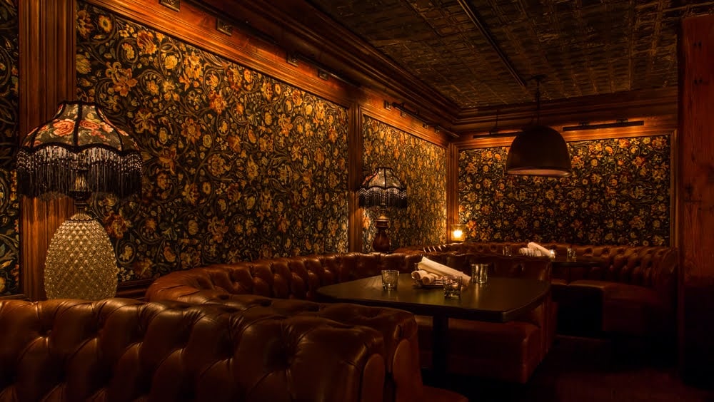 Gilt Bar 2