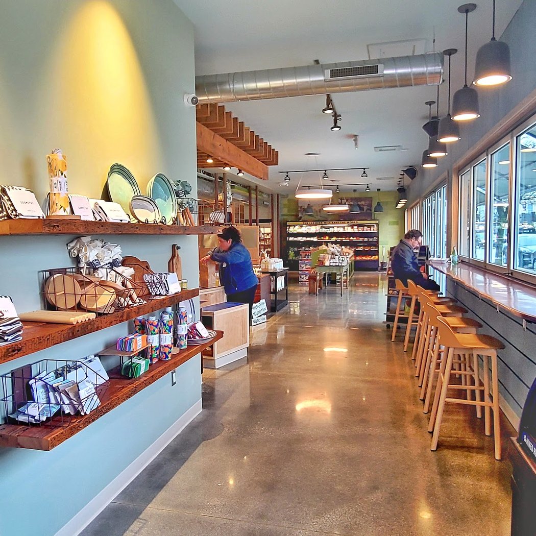 Stefano's Slo Food Market 3