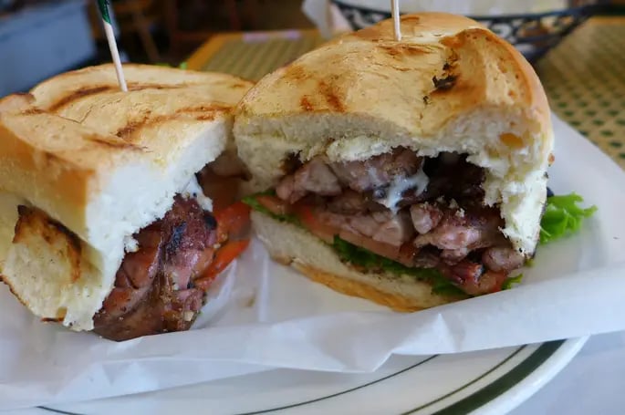 El Chivito D'Oro 2
