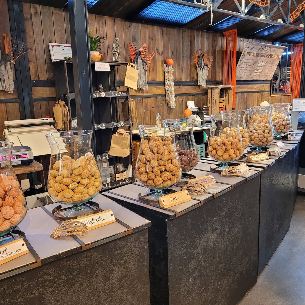 Domaine des Macarons de Réau 1
