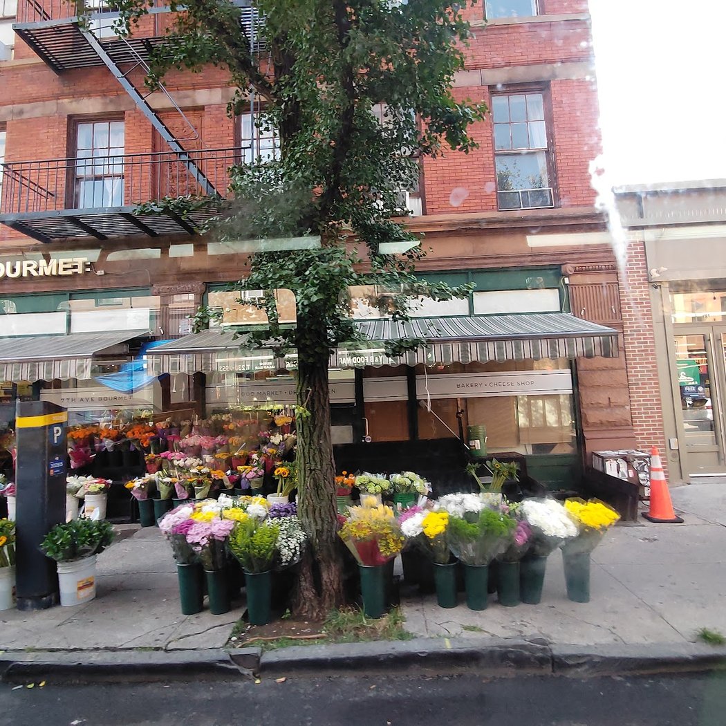 7 Ave Gourmet 2