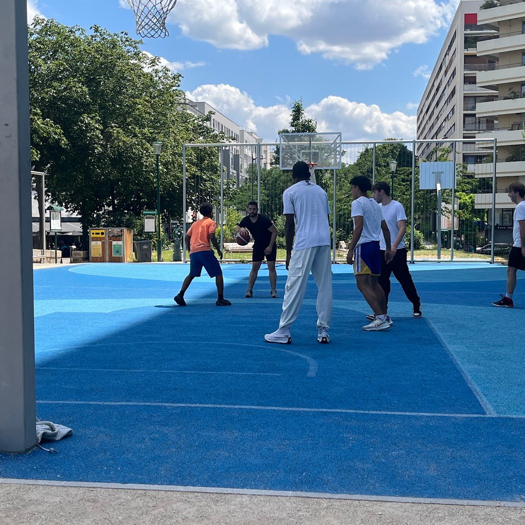 Terrain de basket-ball Paturle 3