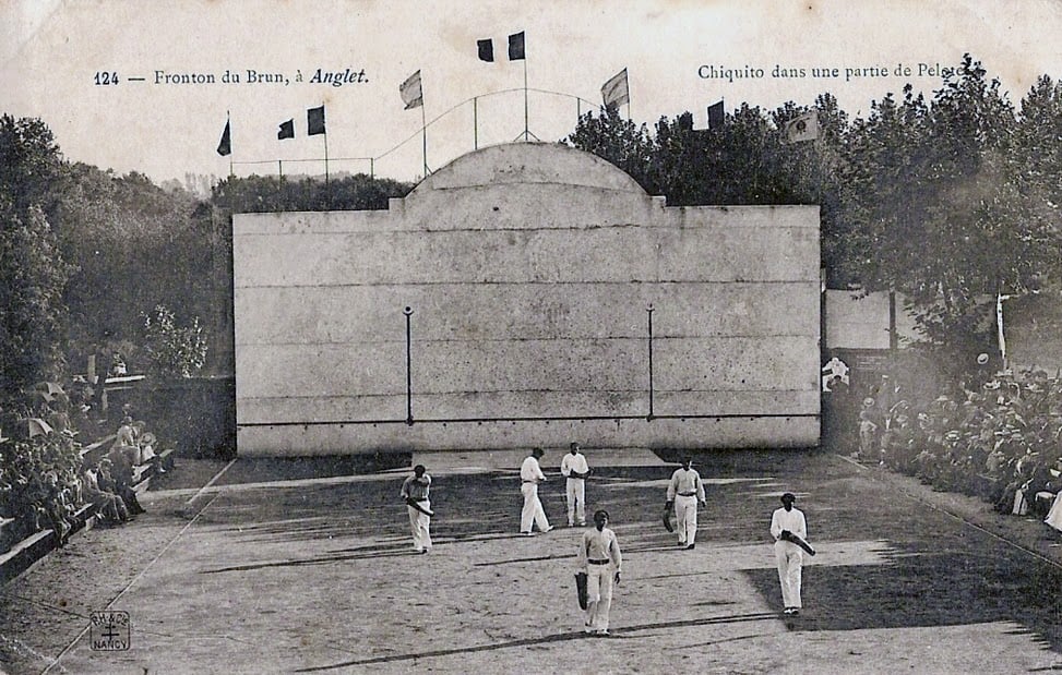 Fronton Sutar 1