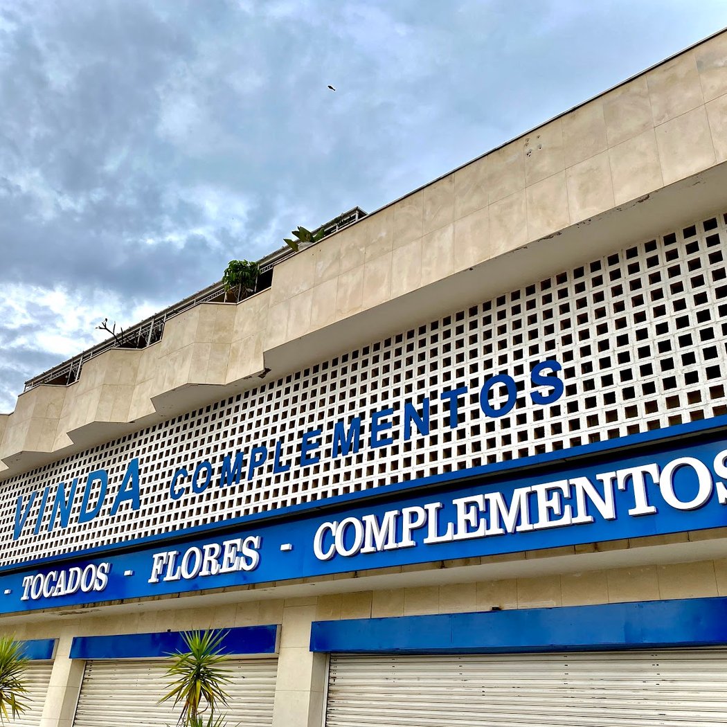 Vinda - Almacén al por mayor de abalorios, materiales para tocados y complementos para invitadas 2