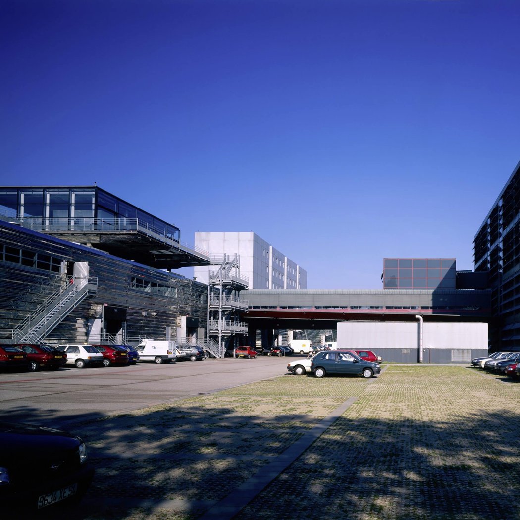 Institut de l'information scientifique et technique - INIST - CNRS 1