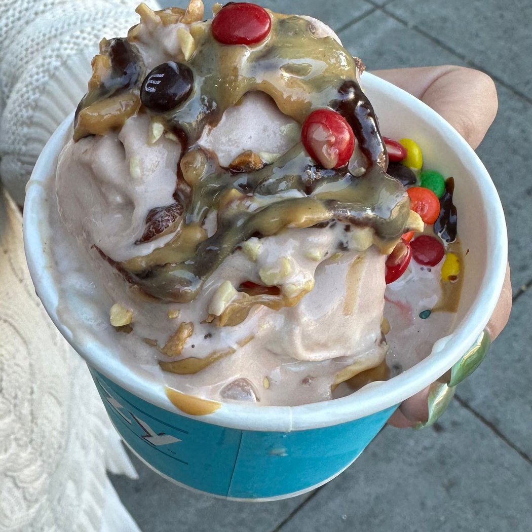 Easy Breezy Frozen Yogurt Noe Valley 3