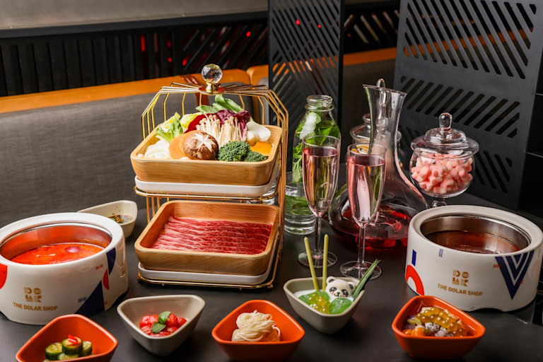 The Dolar Shop Hot Pot Manhattan 1